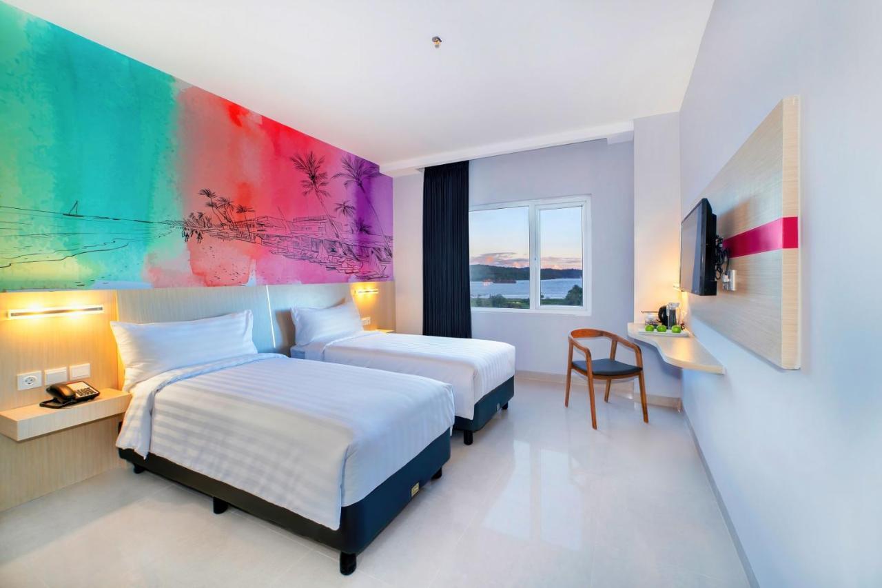 Favehotel Bitung Экстерьер фото